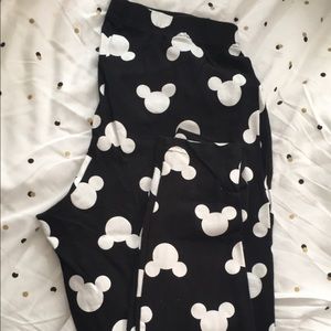 Black Mickey Head Leggings